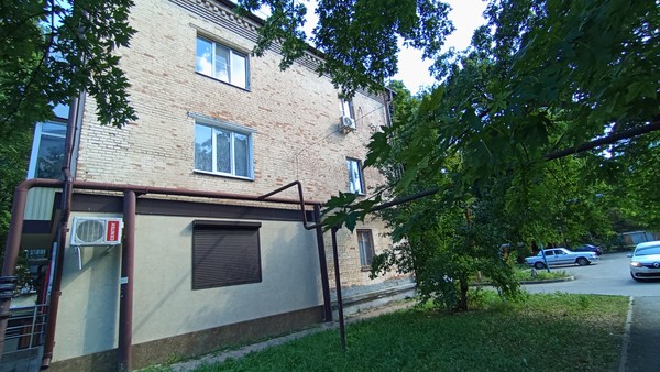 Продам двухкомнатную (2-комн.) квартиру, Советской Армии ул, 222, Армавир г
