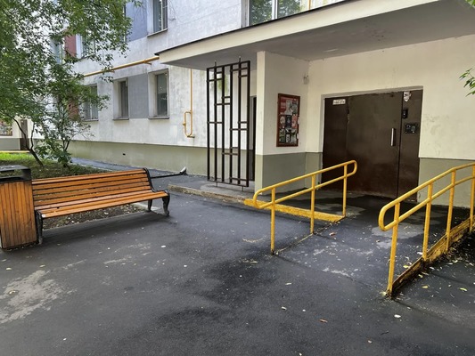 Продам трехкомнатную (3-комн.) квартиру, Ферганская ул, 16к1, Москва г