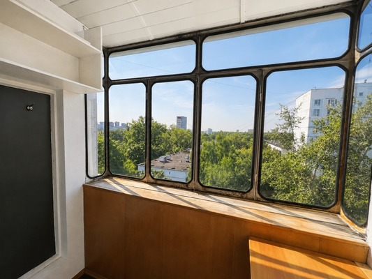 Продам трехкомнатную (3-комн.) квартиру, Ферганская ул, 16к1, Москва г