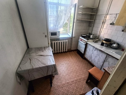 Сдам двухкомнатную (2-комн.) квартиру, Дзержинского ул, 93, Армавир г