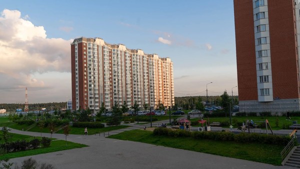 Продам двухкомнатную (2-комн.) квартиру, Лесная ул, 24к15, Боброво рп