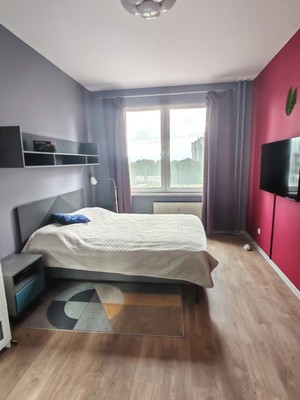 Продам трехкомнатную (3-комн.) квартиру, Кушелевская дор, 5к8, Санкт-Петербург г