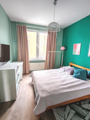 Продам трехкомнатную (3-комн.) квартиру, Кушелевская дор, 5к8, Санкт-Петербург г