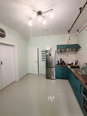 Продам трехкомнатную (3-комн.) квартиру, Кушелевская дор, 5к8, Санкт-Петербург г