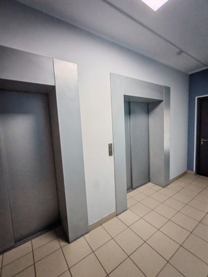 Продам трехкомнатную (3-комн.) квартиру, Кушелевская дор, 5к8, Санкт-Петербург г