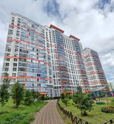 Продам трехкомнатную (3-комн.) квартиру, Кушелевская дор, 5к8, Санкт-Петербург г