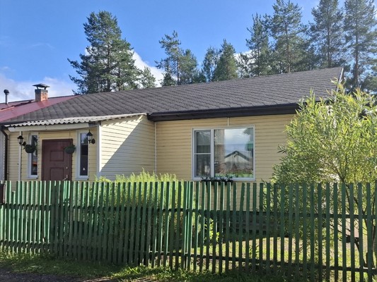 Продам трехкомнатную (3-комн.) квартиру, Лесная ул, 3, Костомукша г
