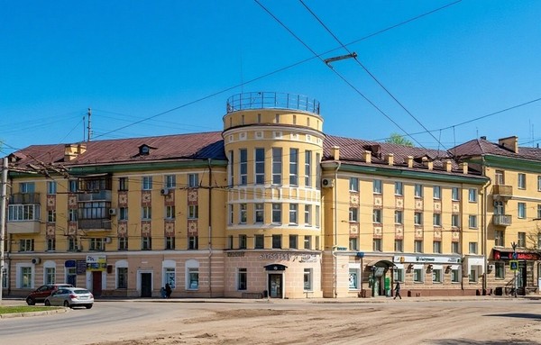 Продам трехкомнатную (3-комн.) квартиру, Ленинский пр-кт, 68, Йошкар-Ола г