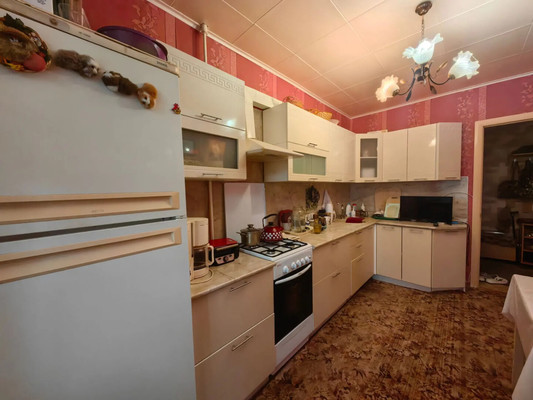Продам трехкомнатную (3-комн.) квартиру, К.Маркса ул, 40, Волгодонск г