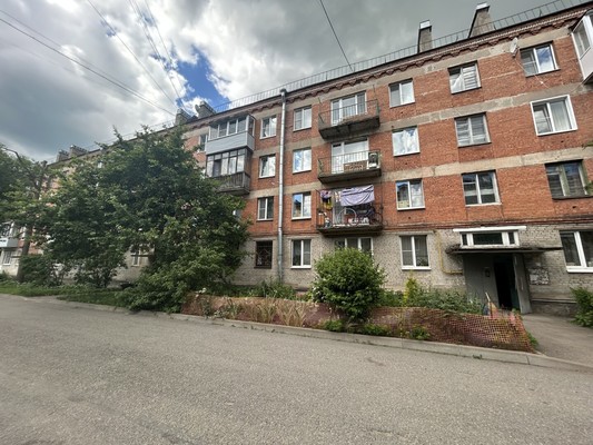 Продам двухкомнатную (2-комн.) квартиру, Лесная ул, 8, Никольское г