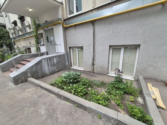 Сдам коммерческое помещение 52,3 м2, Спиридоновка ул, 22/2, Москва г