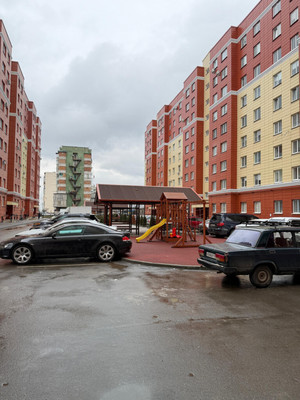 Продам двухкомнатную (2-комн.) квартиру, Профсоюзная ул, 226, Вольный Аул кп