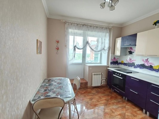Продам двухкомнатную (2-комн.) квартиру, Дмитровская ул, 4, Базарово д