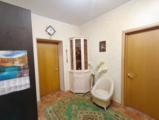 Продам двухкомнатную (2-комн.) квартиру, Дмитровская ул, 4, Базарово д