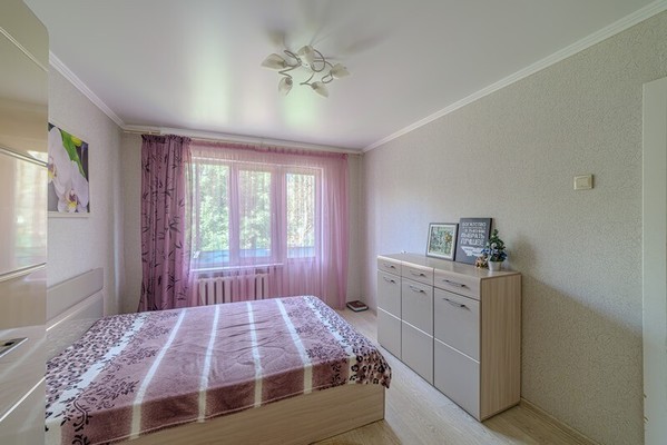 Продам многокомнатную квартиру, Суворова ул, 180, Пенза г