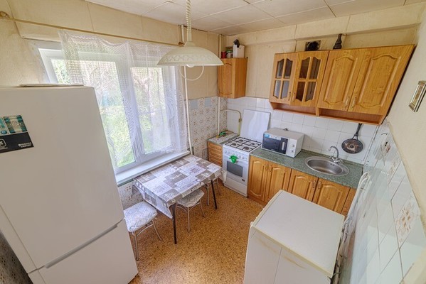 Продам многокомнатную квартиру, Суворова ул, 180, Пенза г