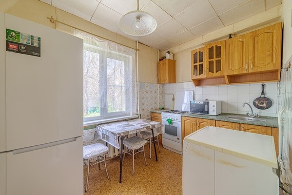 Продам многокомнатную квартиру, Суворова ул, 180, Пенза г