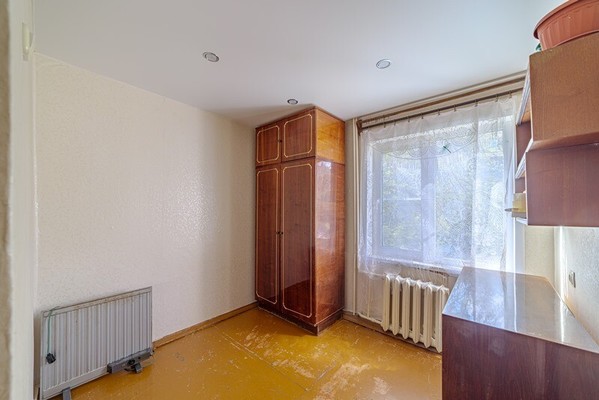 Продам многокомнатную квартиру, Суворова ул, 180, Пенза г