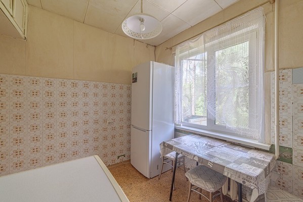 Продам многокомнатную квартиру, Суворова ул, 180, Пенза г
