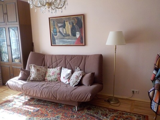 Продам двухкомнатную (2-комн.) квартиру, Новопетровская ул, 1к4, Москва г