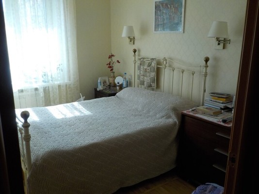 Продам двухкомнатную (2-комн.) квартиру, Новопетровская ул, 1к4, Москва г
