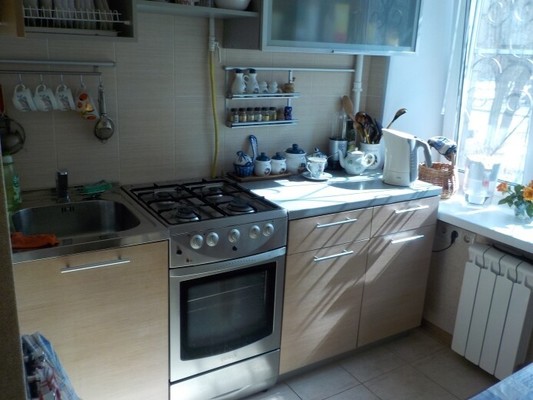 Продам двухкомнатную (2-комн.) квартиру, Новопетровская ул, 1к4, Москва г