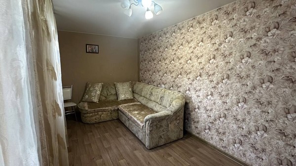 Продам трехкомнатную (3-комн.) квартиру, Промышленная ул, 44а, Симферополь г