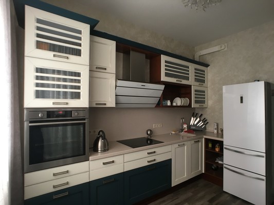 Продам трехкомнатную (3-комн.) квартиру, Кастанаевская ул, 18, Москва г