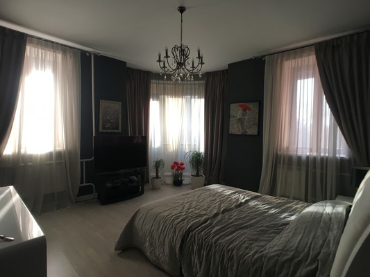 Продам трехкомнатную (3-комн.) квартиру, Кастанаевская ул, 18, Москва г
