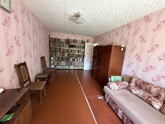 Продам однокомнатную (1-комн.) квартиру, 1 Конной Армии ул, 17, Симферополь г
