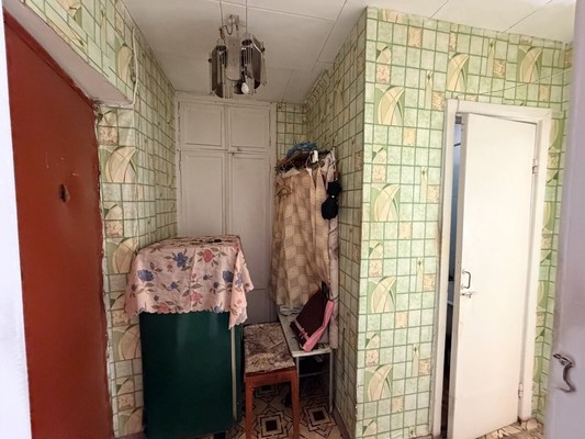 Продам однокомнатную (1-комн.) квартиру, 1 Конной Армии ул, 17, Симферополь г