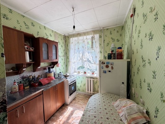 Продам однокомнатную (1-комн.) квартиру, 1 Конной Армии ул, 17, Симферополь г