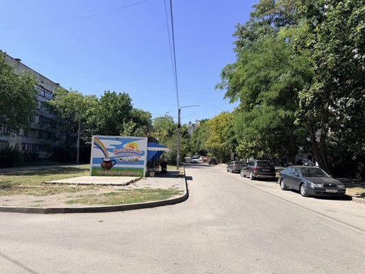 Продам однокомнатную (1-комн.) квартиру, 1 Конной Армии ул, 17, Симферополь г