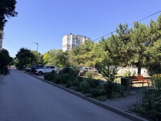 Продам однокомнатную (1-комн.) квартиру, 1 Конной Армии ул, 17, Симферополь г