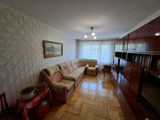 Сдам трехкомнатную (3-комн.) квартиру, Азовская ул, 14, Армавир г