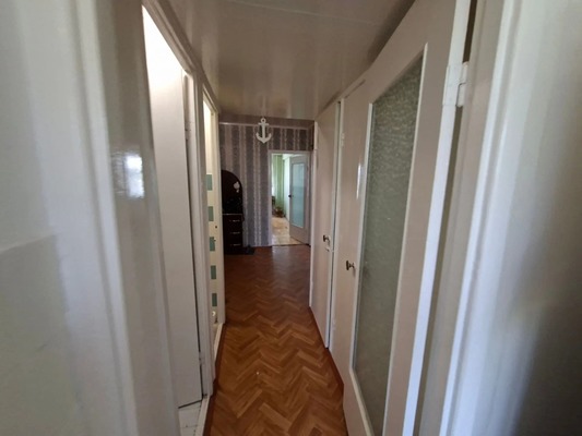 Сдам трехкомнатную (3-комн.) квартиру, Азовская ул, 14, Армавир г