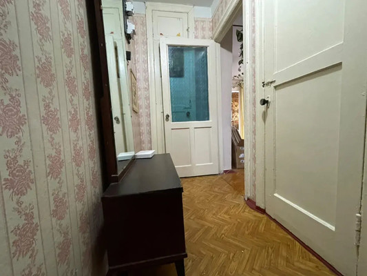 Сдам двухкомнатную (2-комн.) квартиру, Ленина ул, 82, Армавир г
