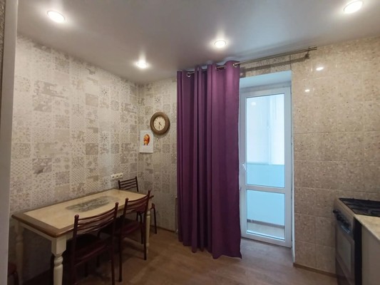 Продам двухкомнатную (2-комн.) квартиру, Терская ул, 190, Анапа г