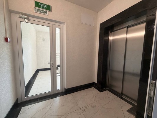 Продам двухкомнатную (2-комн.) квартиру, Газовиков ул, 3а1, Небуг с