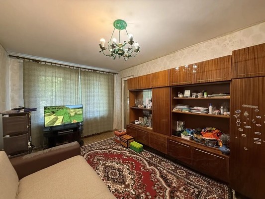 Продам трехкомнатную (3-комн.) квартиру, Бела Куна ул, 5, Симферополь г