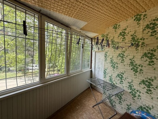 Продам трехкомнатную (3-комн.) квартиру, Бела Куна ул, 5, Симферополь г