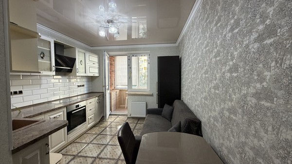 Продам однокомнатную (1-комн.) квартиру, им. Петра Метальникова ул, 5к3, Краснодар г