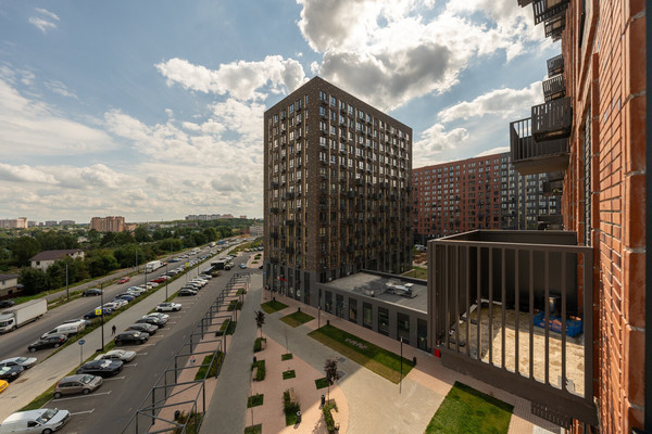 Продам трехкомнатную (3-комн.) квартиру, Любучанский пер, 1к3, Рязановское п