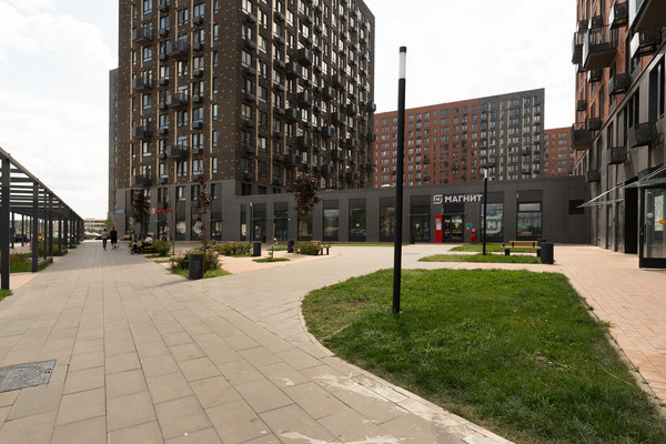Продам трехкомнатную (3-комн.) квартиру, Любучанский пер, 1к3, Рязановское п