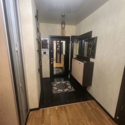 Продам многокомнатную квартиру, Окская ул, 3к2, Москва г