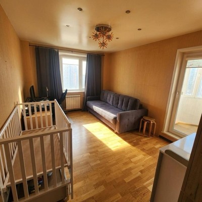 Продам многокомнатную квартиру, Окская ул, 3к2, Москва г