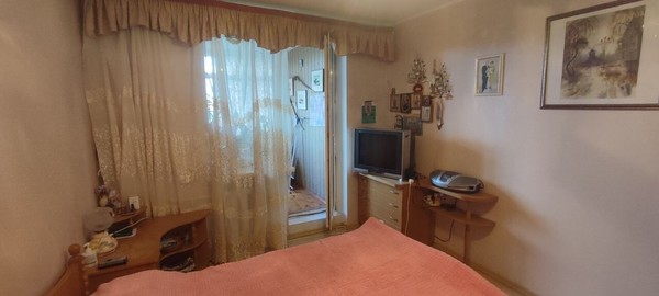 Продам трехкомнатную (3-комн.) квартиру, Павленко ул, 54, Симферополь г