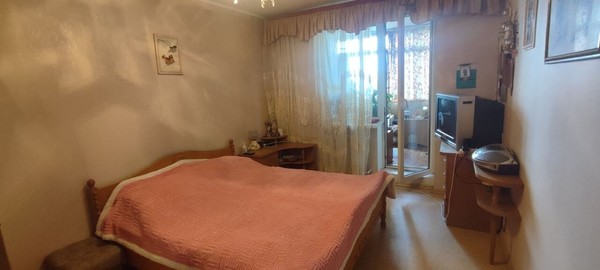 Продам трехкомнатную (3-комн.) квартиру, Павленко ул, 54, Симферополь г