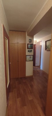 Продам трехкомнатную (3-комн.) квартиру, Павленко ул, 54, Симферополь г