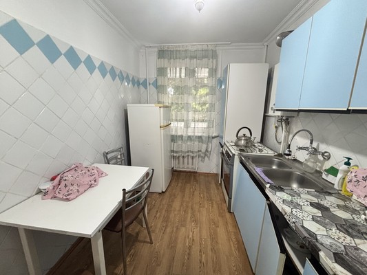 Продам двухкомнатную (2-комн.) квартиру, Ватутина ул, 14, Нальчик г